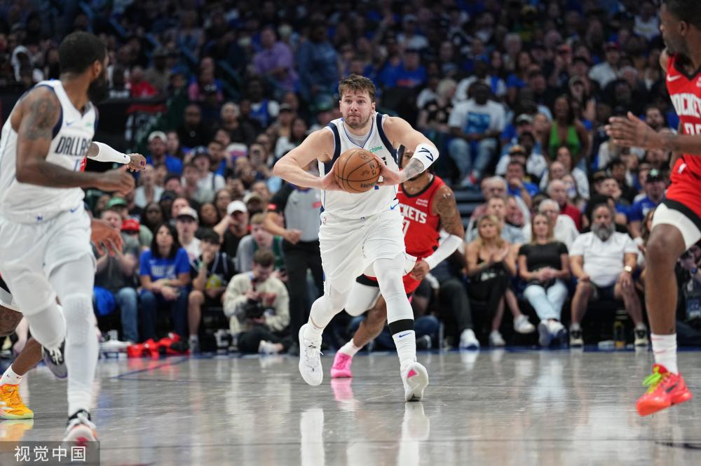 社交平台上 社交平台上