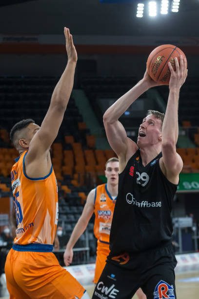 奋力抵抗 奋力抵抗