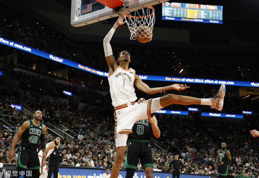 菱形中场 菱形中场