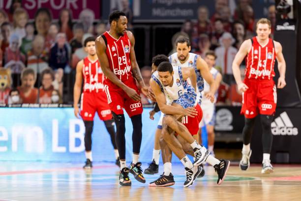 不少专业评 不少专业评