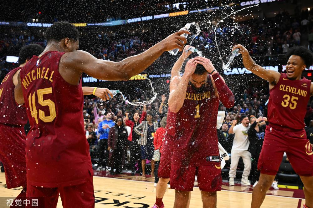 近期他与瑞 近期他与瑞